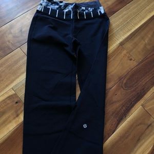 Lululemon yoga pants